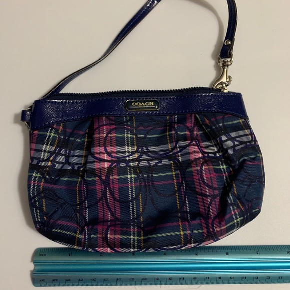 Coach clutch - Picture 3 of 3